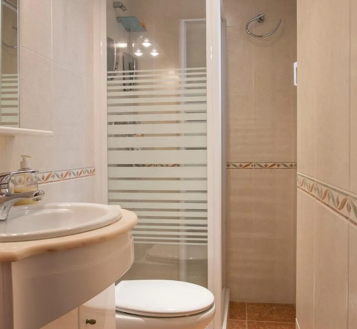 Cozy Apartment 50 Meters Beach Calafell 0*,