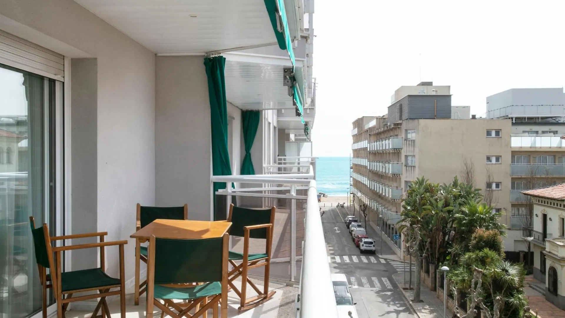 Cozy Apartment 50 Meters Beach Calafell