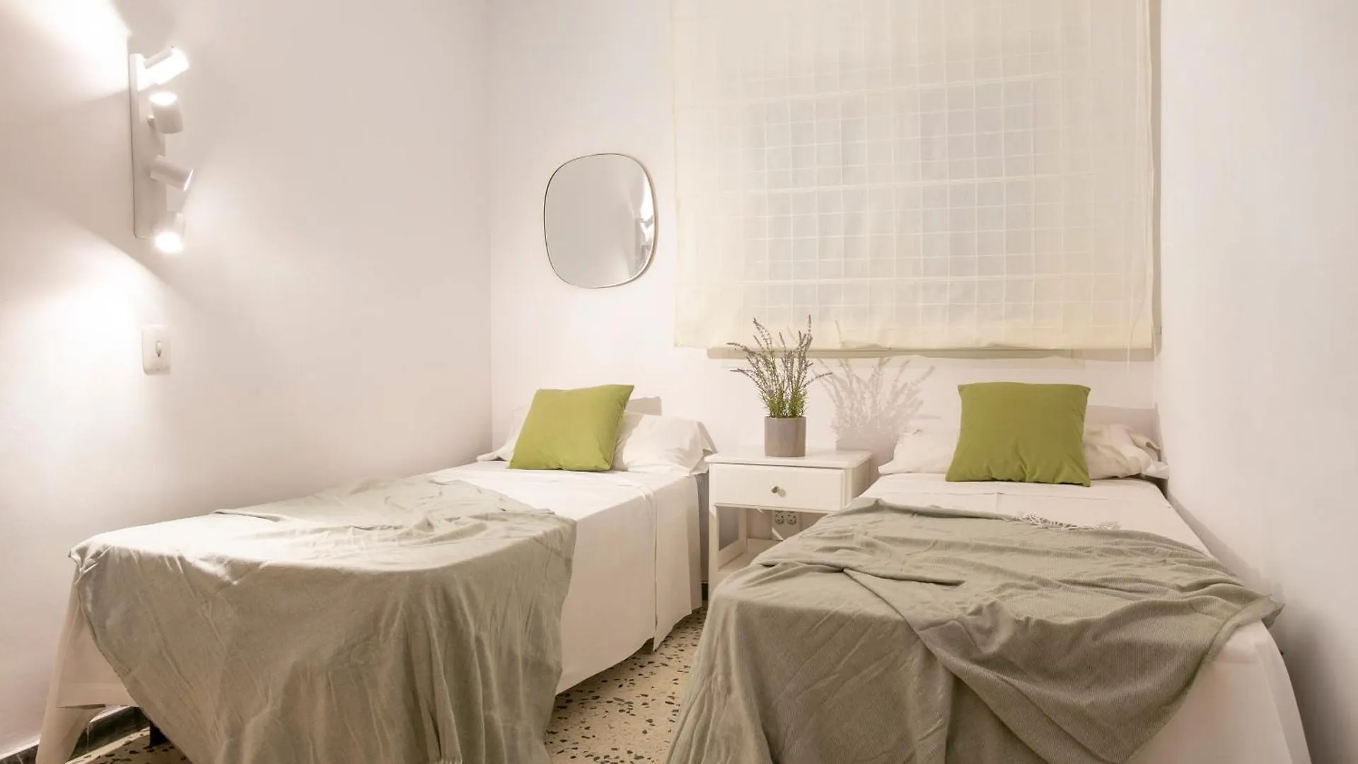 Cozy Apartment 50 Meters Beach Calafell
