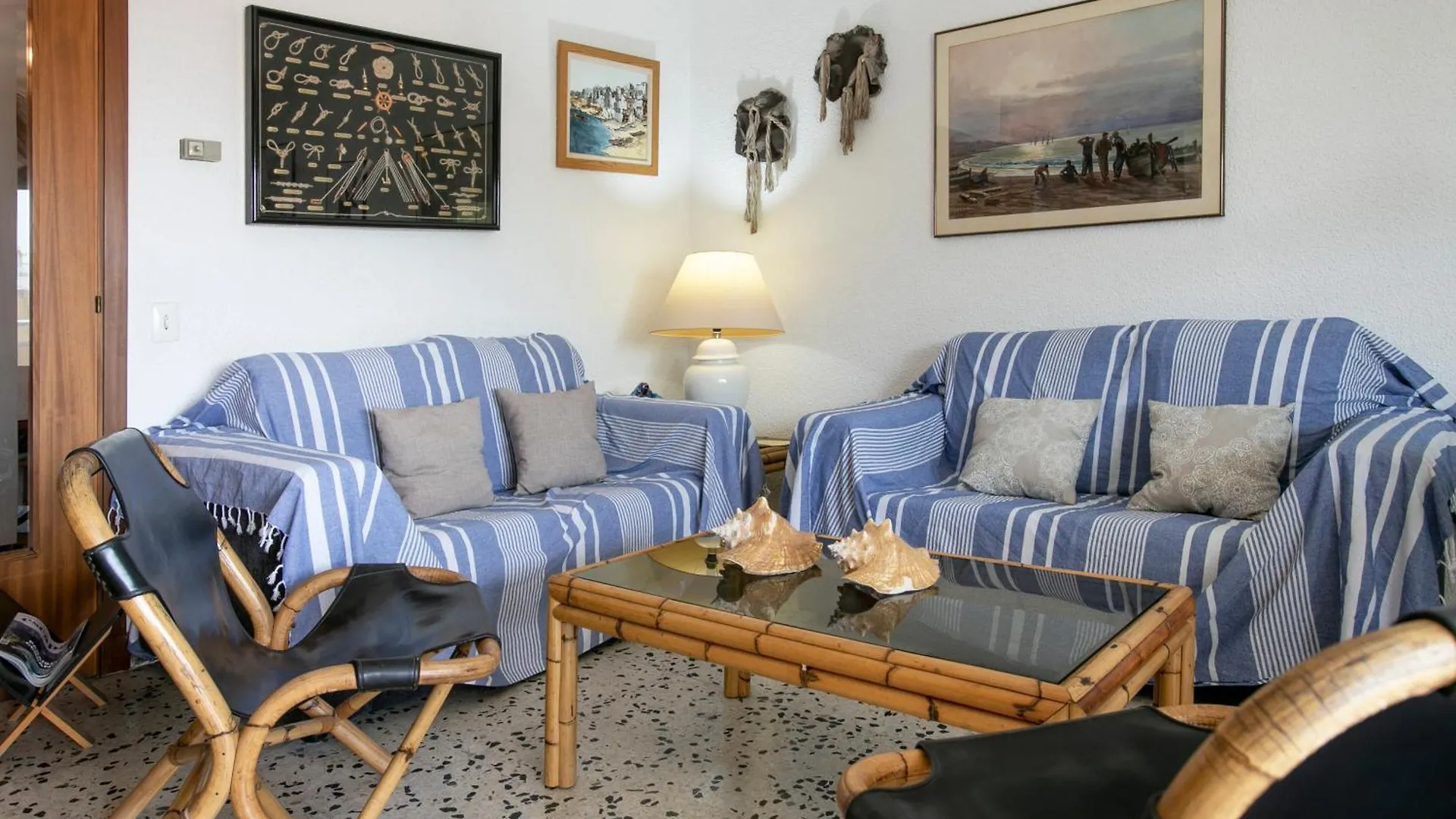 Cozy Apartment 50 Meters Beach Calafell