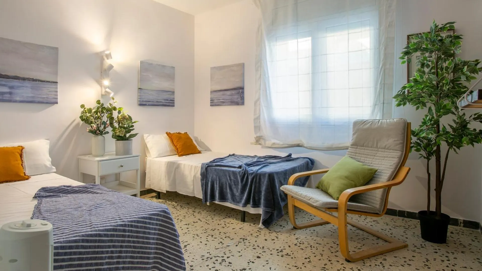 Cozy Apartment 50 Meters Beach Calafell